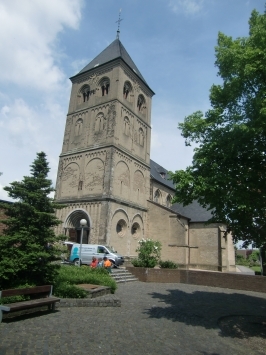 Wesel-Ginderich : Werricher Straße, Wallfahrtskirche St. Mariä Himmelfahrt
